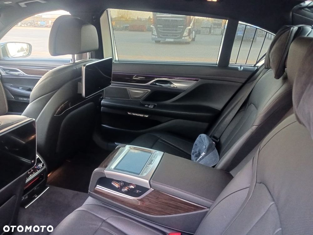 BMW Seria 7 730Ld - 10