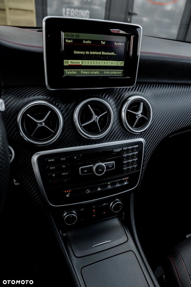 Mercedes-Benz Klasa A 220 4Matic 7G-DCT AMG Line - 36