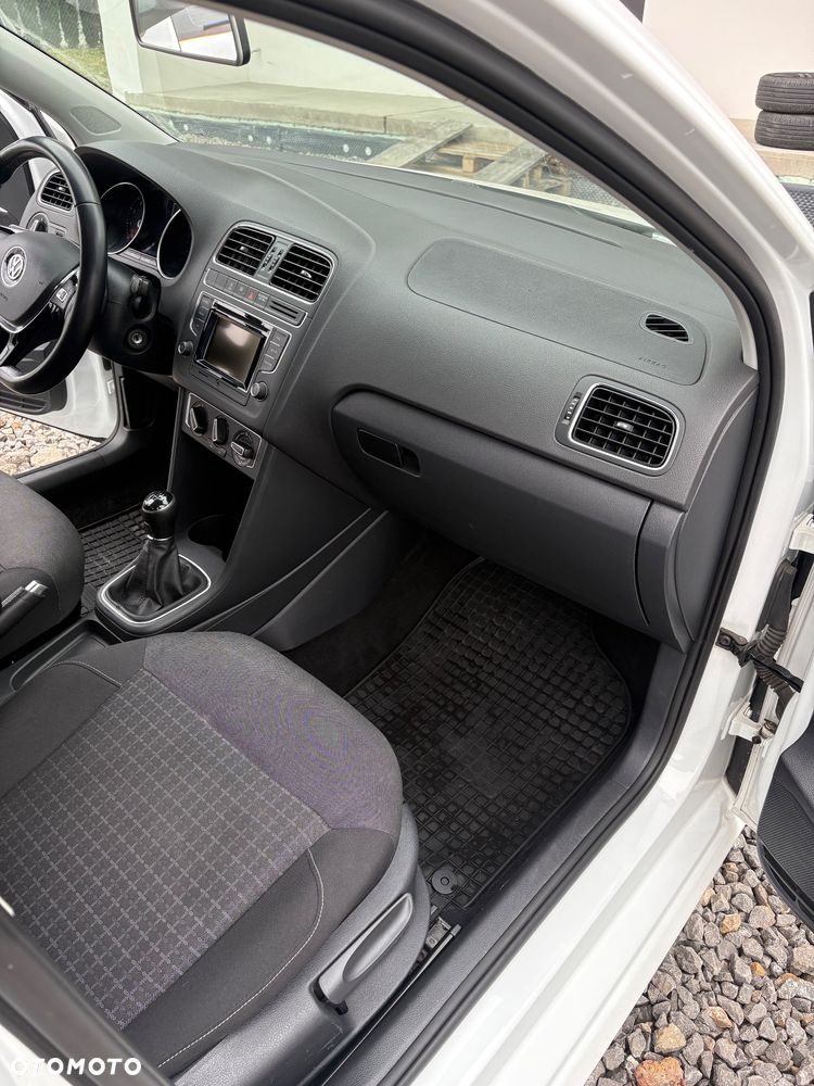 Volkswagen Polo 1.0 Comfortline - 6