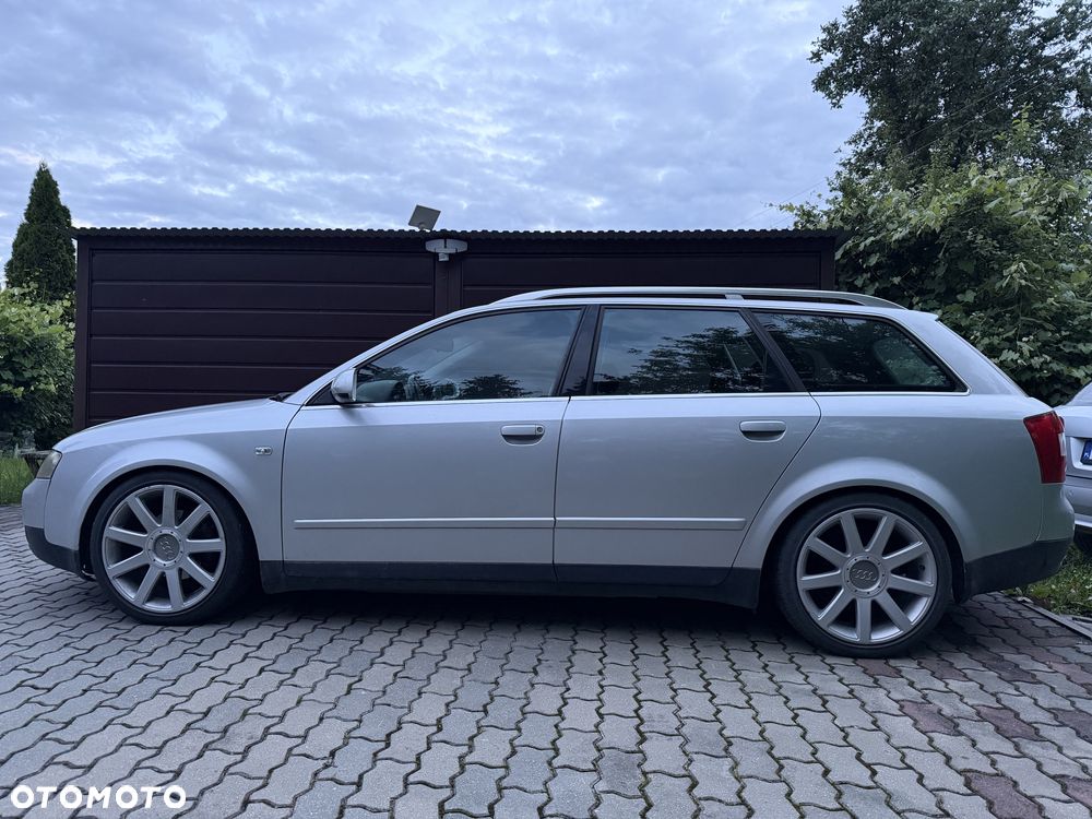 Audi A4 Avant - 4