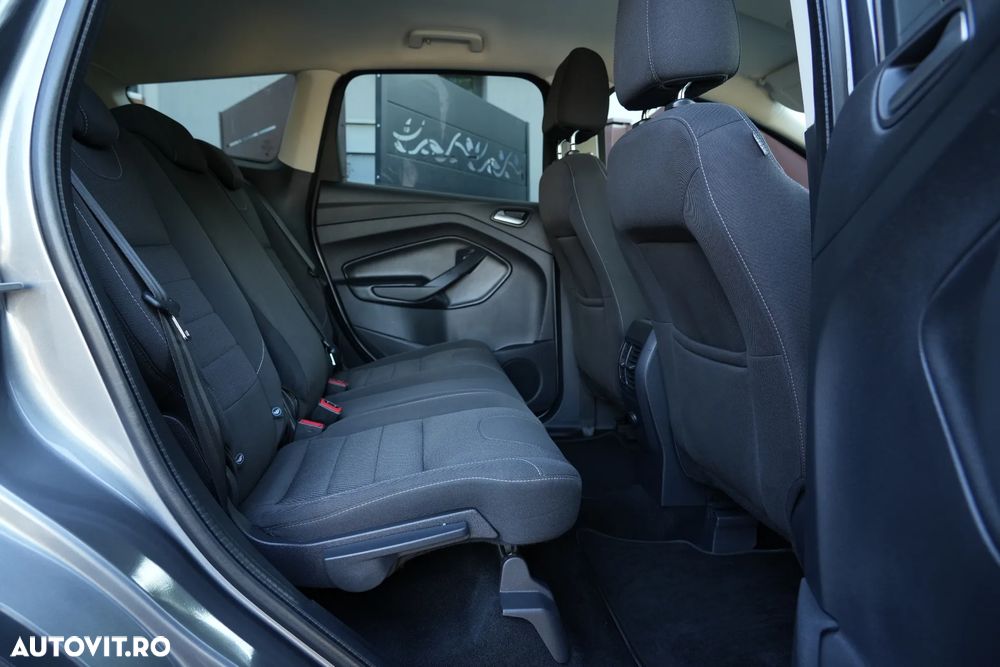 Ford Kuga 2.0 TDCi 4x4 Aut. Trend - 9