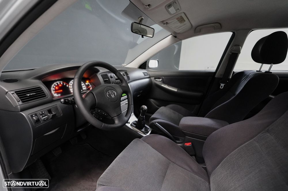 Toyota Corolla 1.4 Sol - 8