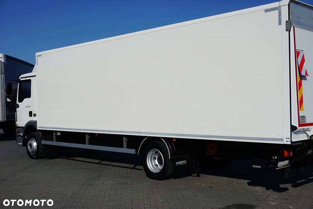 MAN TGM / 12.250 / EURO 6 / KONTENER + WINDA / 20 PALET / DŁ. 8 M - 34
