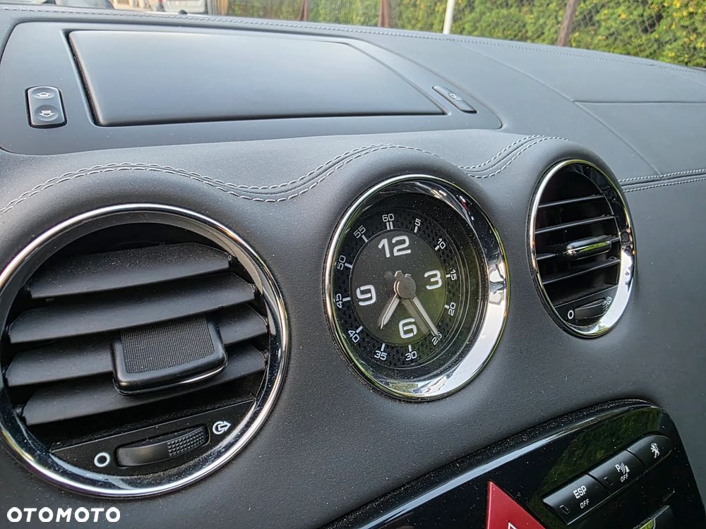 Peugeot RCZ 2.0 HDi FAP 160 - 24