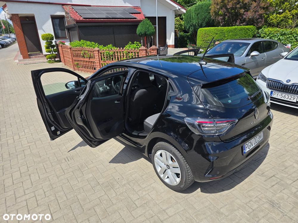 Renault Clio - 36