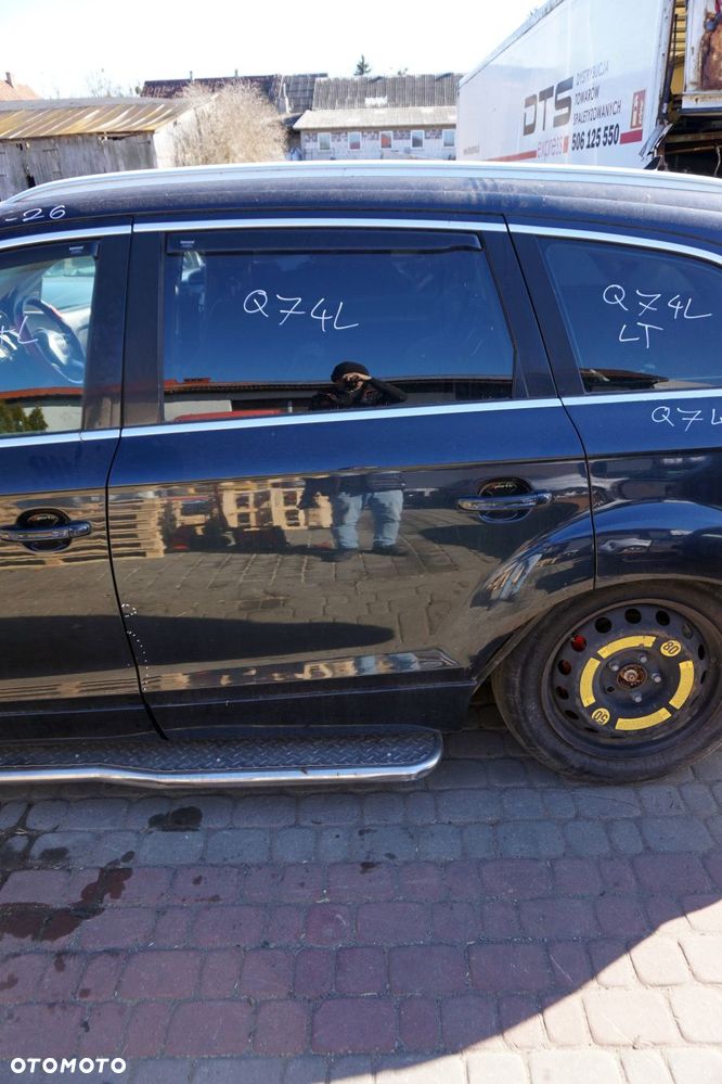DRZWI TYLNE LEWE Q7 4L LIFT LZ5Q  CZARNY AUDI 2009-2015 - 1