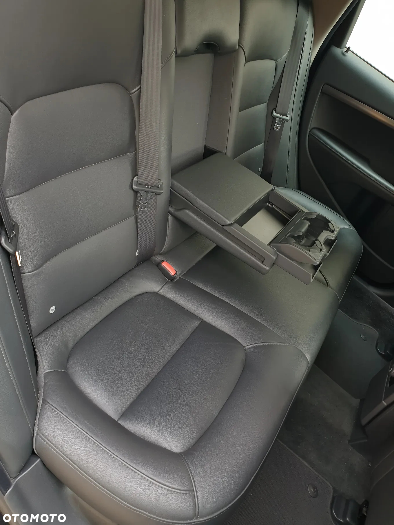 Volvo V70 D4 Summum - 34