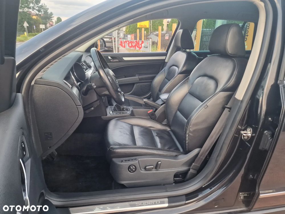 Skoda Superb 2.0 TDI Elegance - 13