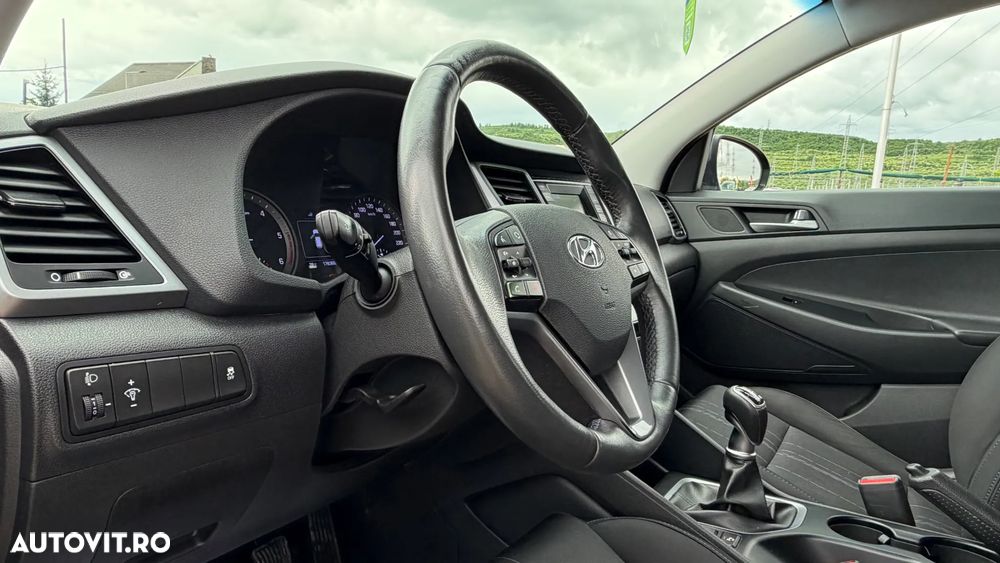 Hyundai Tucson 2.0 CRDI 4WD 6MT Style - 6