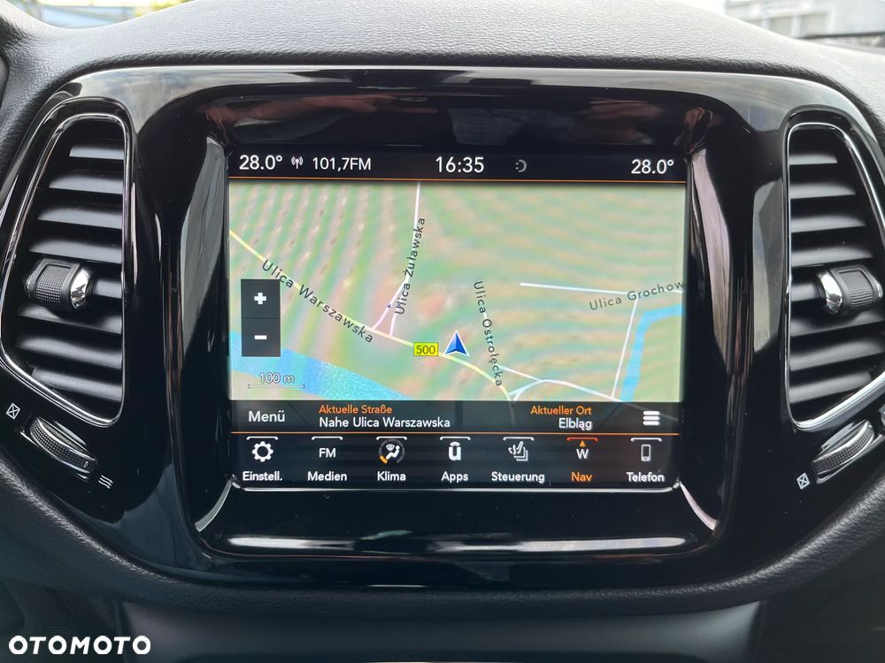 Jeep Compass - 24