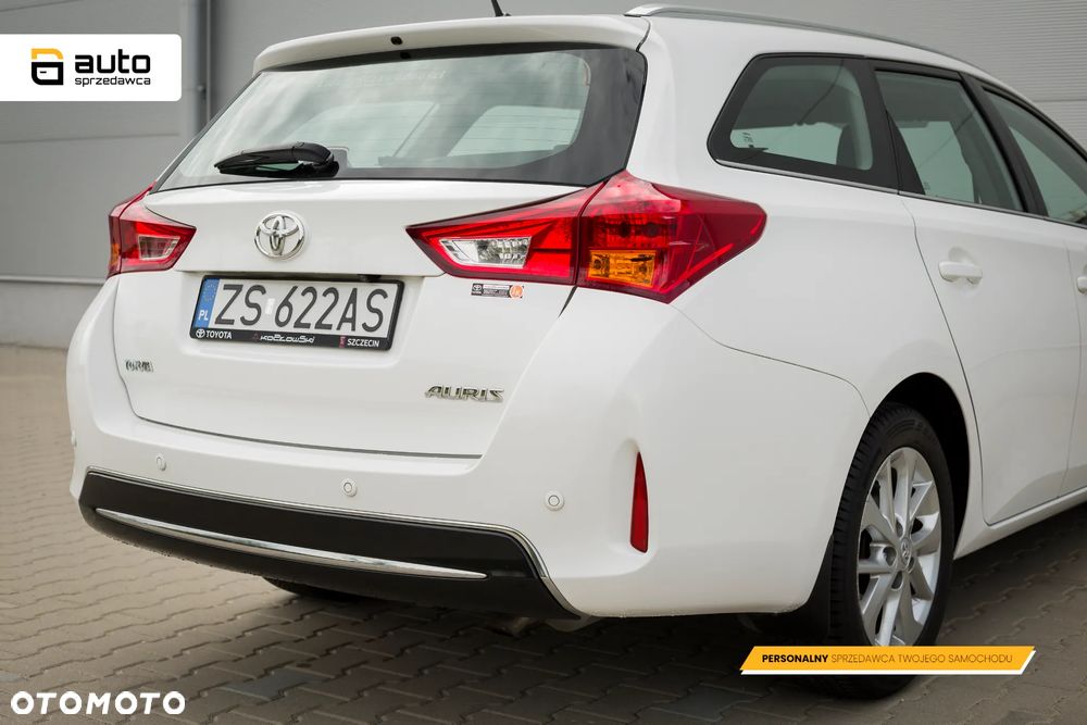 Toyota Auris 1.33 VVT-i Premium Comfort - 21