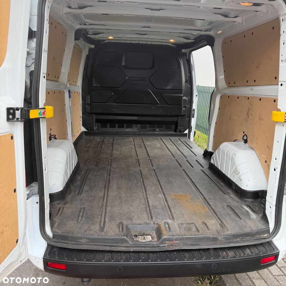 Ford Transit Custom - 22