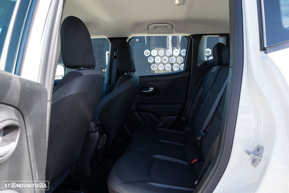 Jeep Renegade 1.5 TG e-Hybrid Longitude DCT - 14