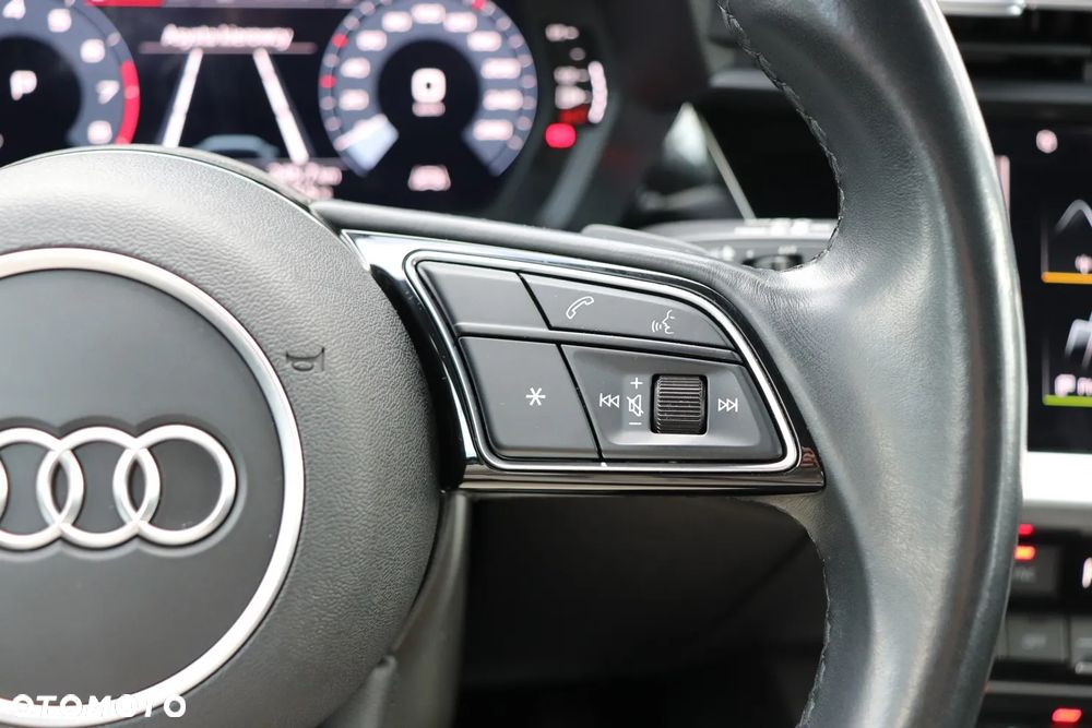 Audi A3 Sportback 35 TFSI S tronic - 14