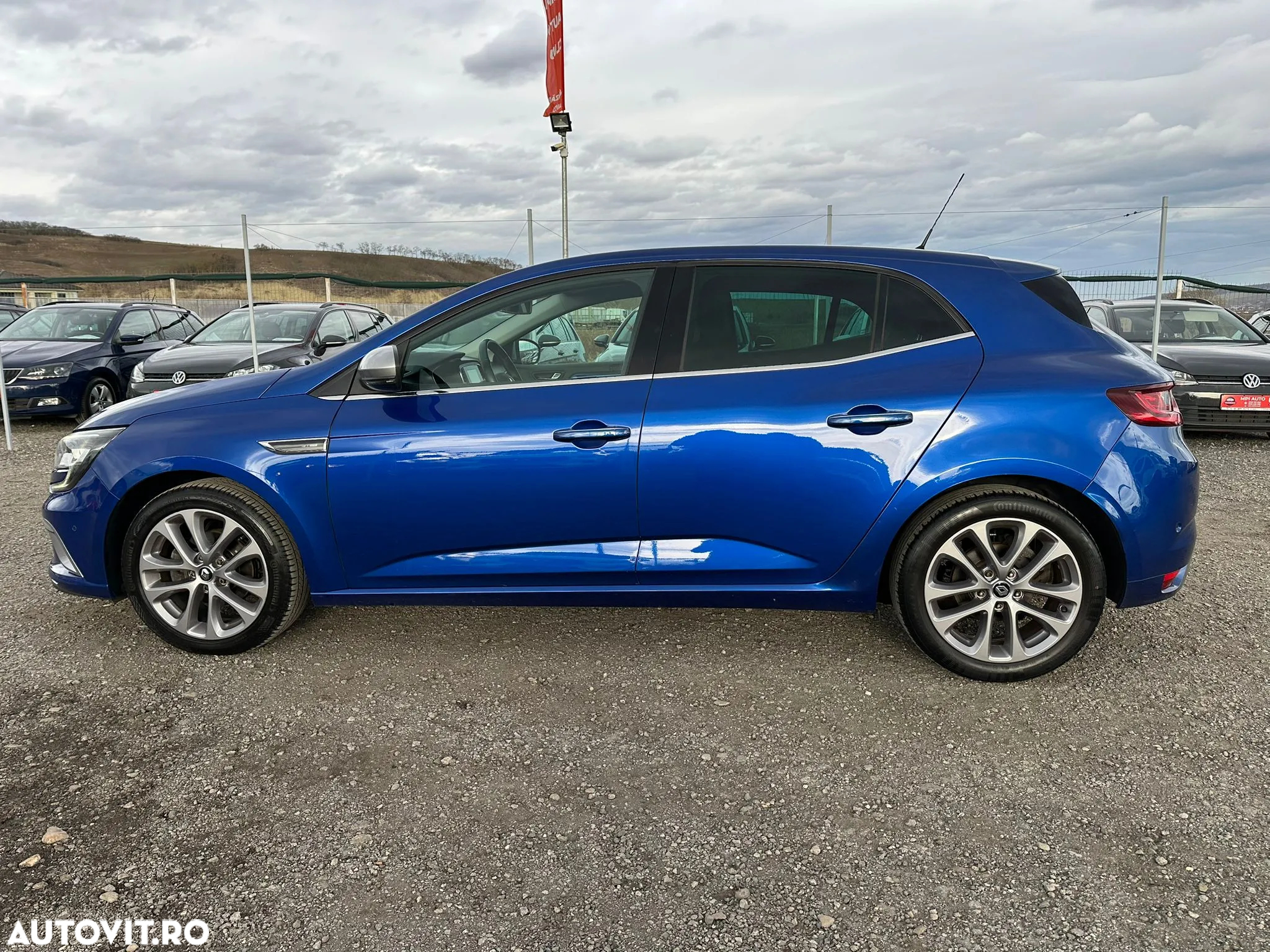 Renault Megane ENERGY TCe 130 GT LINE - 11