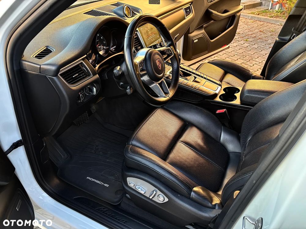 Porsche Macan - 7