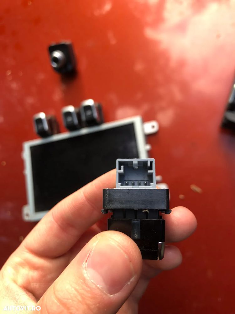 Set butoane geam,oglinzi,portbagaj ,sofer,pasager si spate Audi Q5,A4 B8,A5 - 7