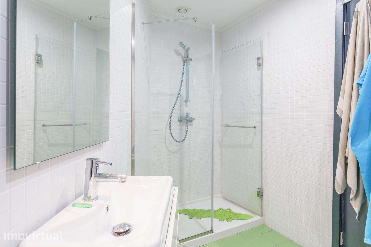 Quarto - localizado em Paranhos Porto - Grande imagem: 5/32