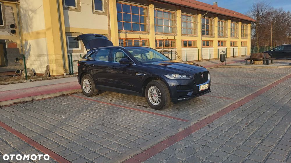 Jaguar F-Pace 20d AWD Pure - 3