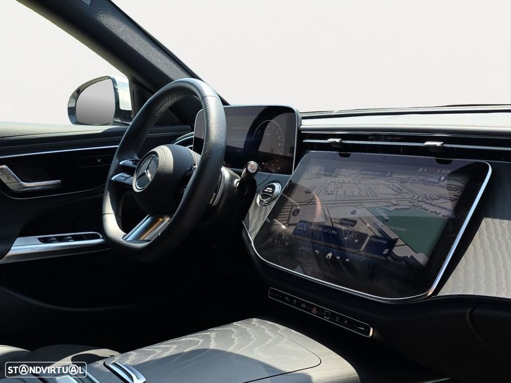 Mercedes-Benz E 300 - 14