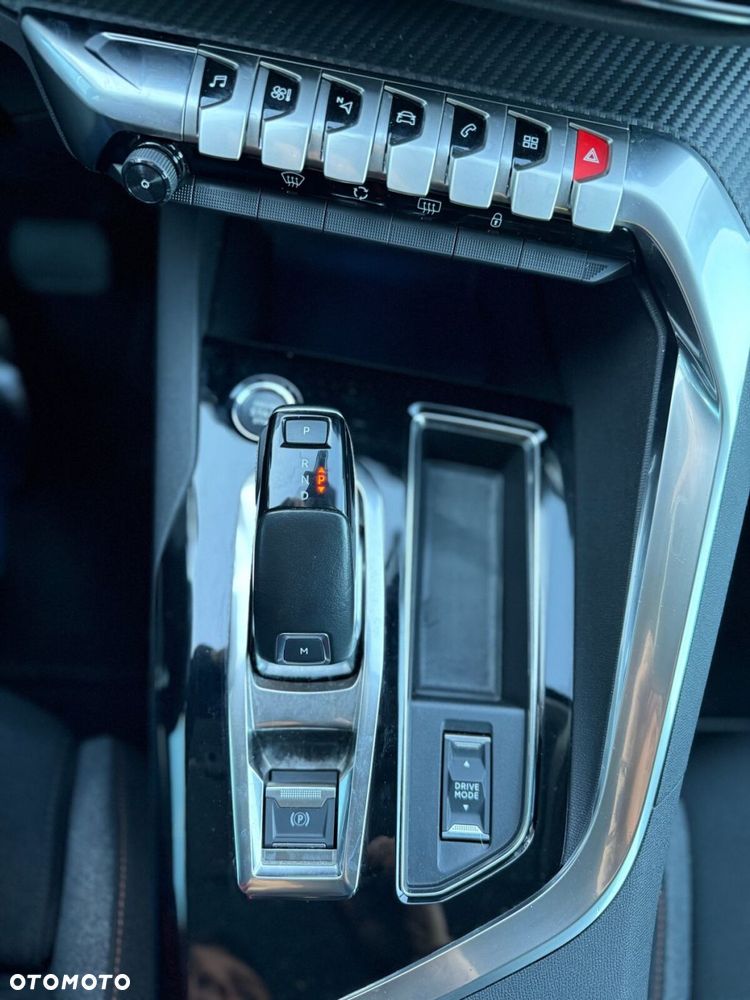 Peugeot 3008 1.5 BlueHDi Active Pack S&S EAT8 - 21