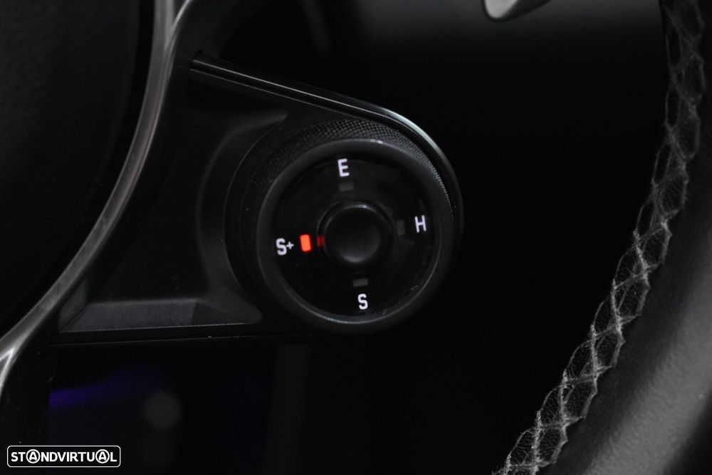 Porsche Panamera Sport Turismo - 40