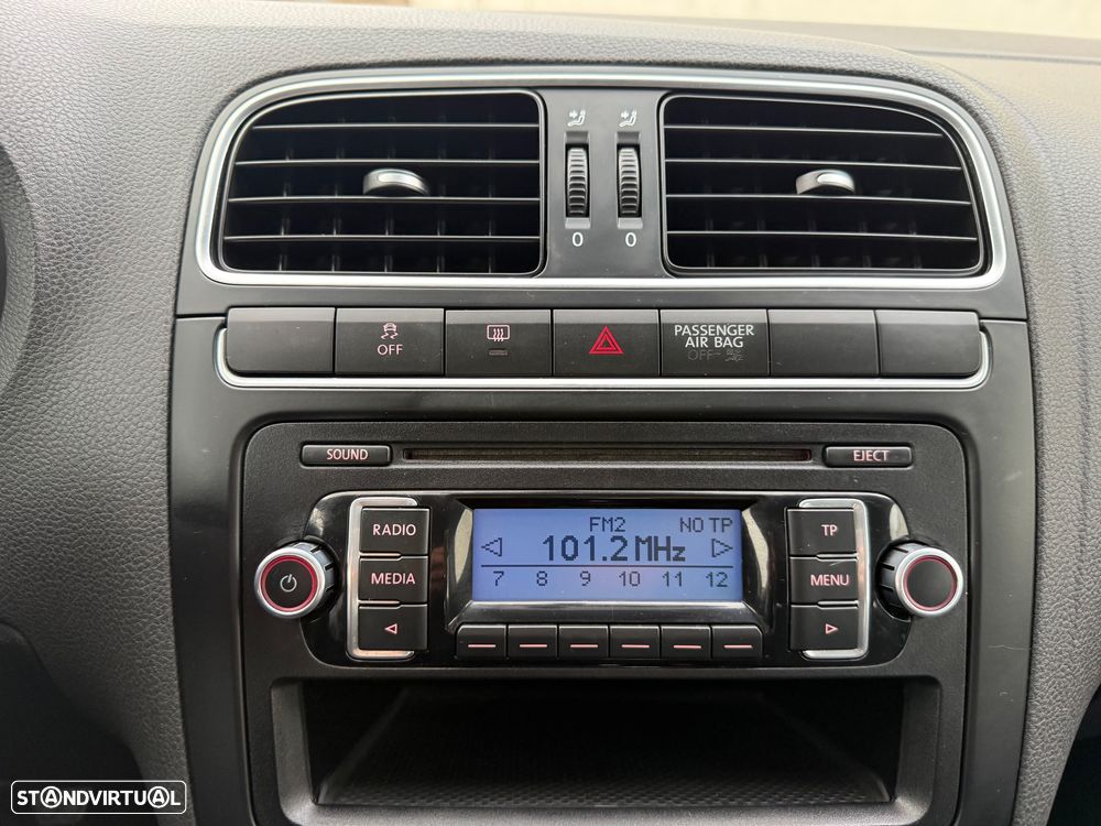 VW Polo 1.2 TDi Confortline - 24