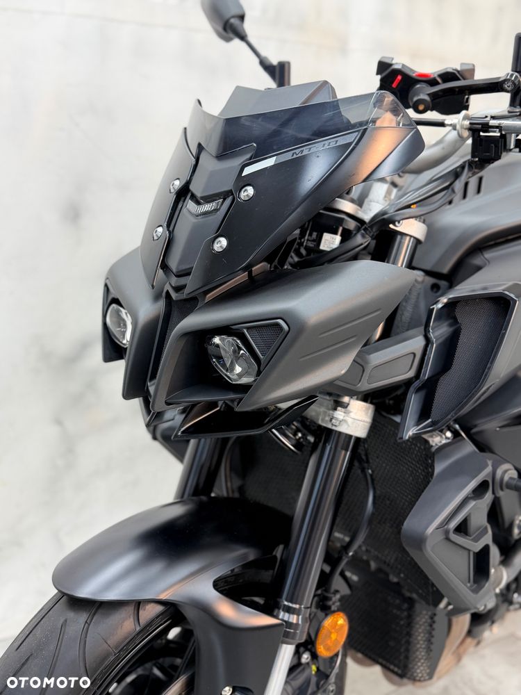 Yamaha MT - 21