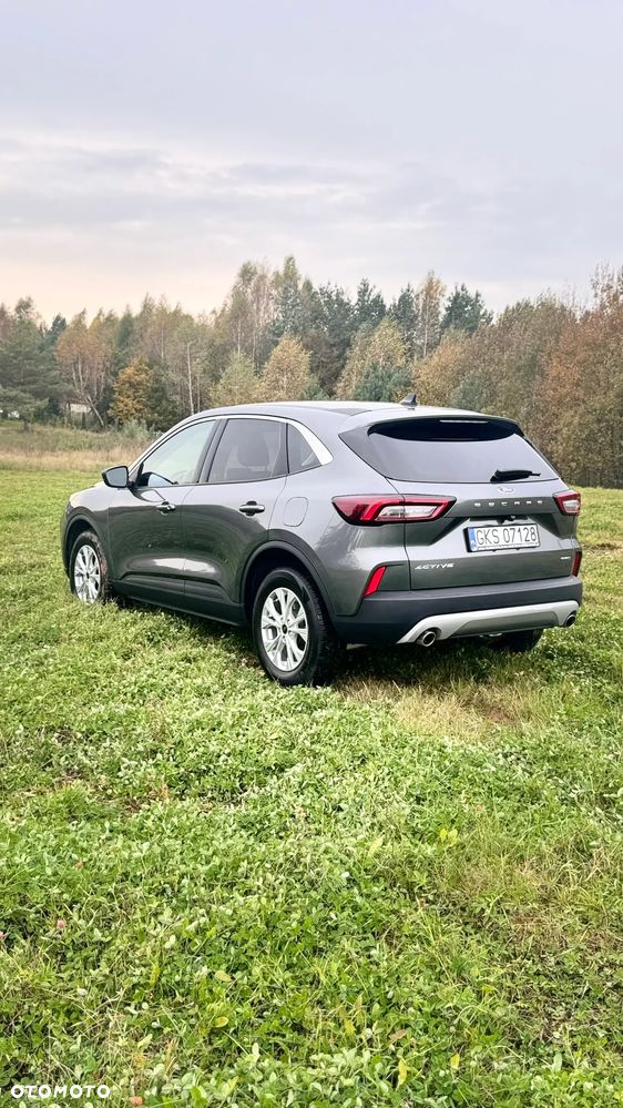 Ford Kuga - 10