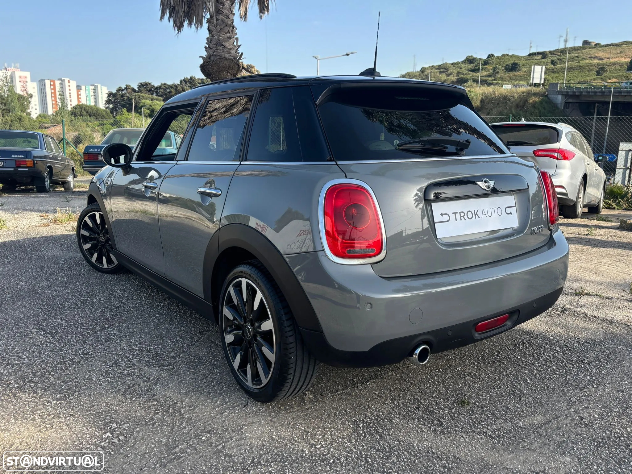 MINI 5 Portas Cooper D - 6