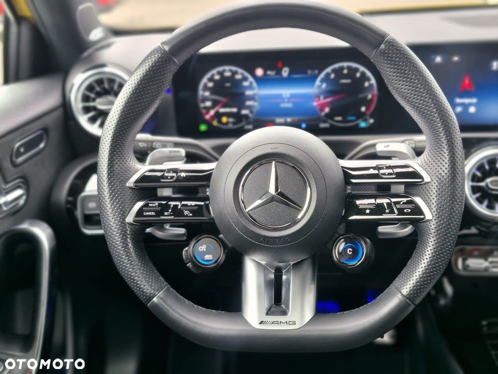 Mercedes-Benz Klasa A 35 AMG 4-Matic 8G-DCT - 19
