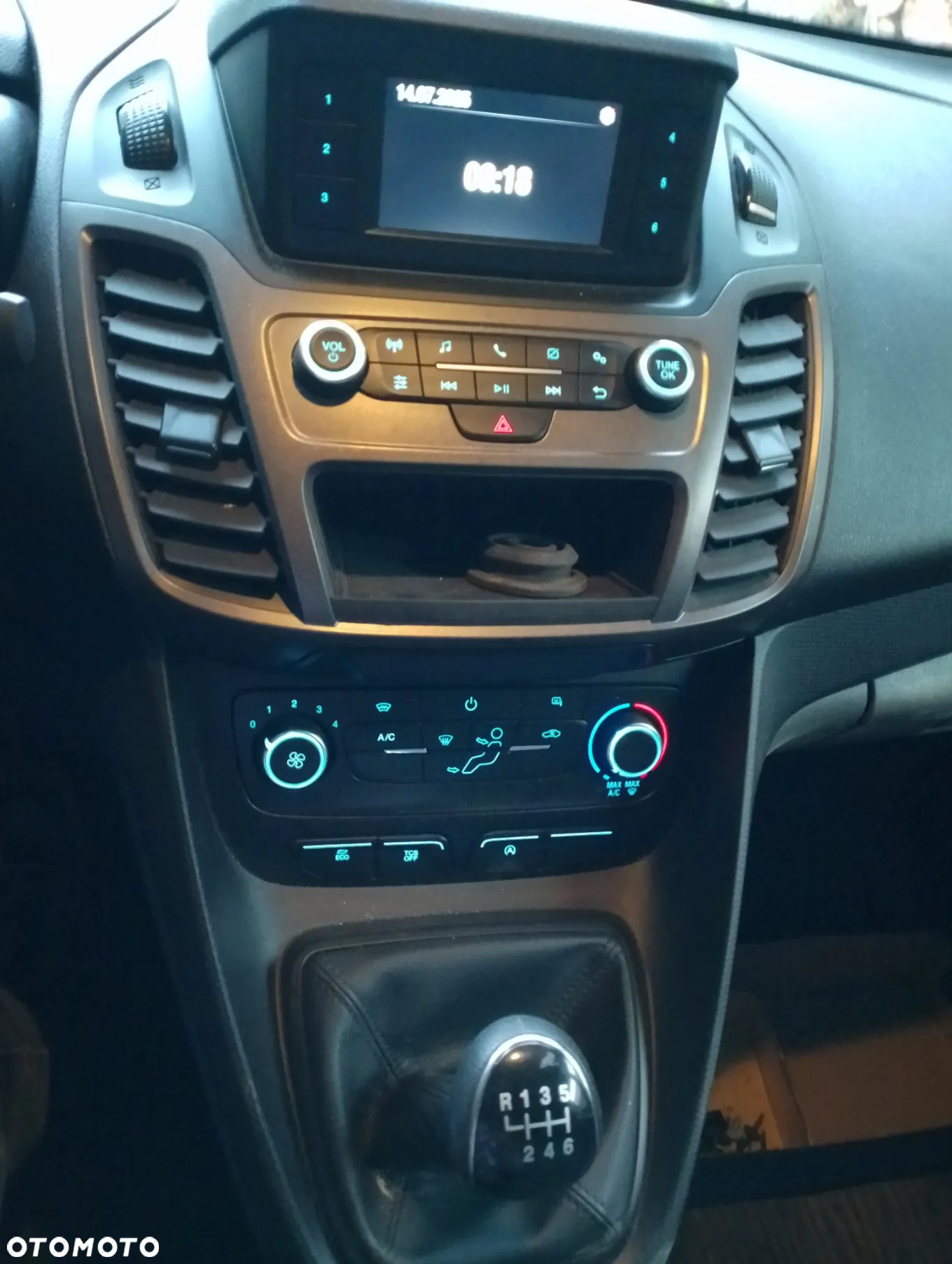 Ford Connect - 22