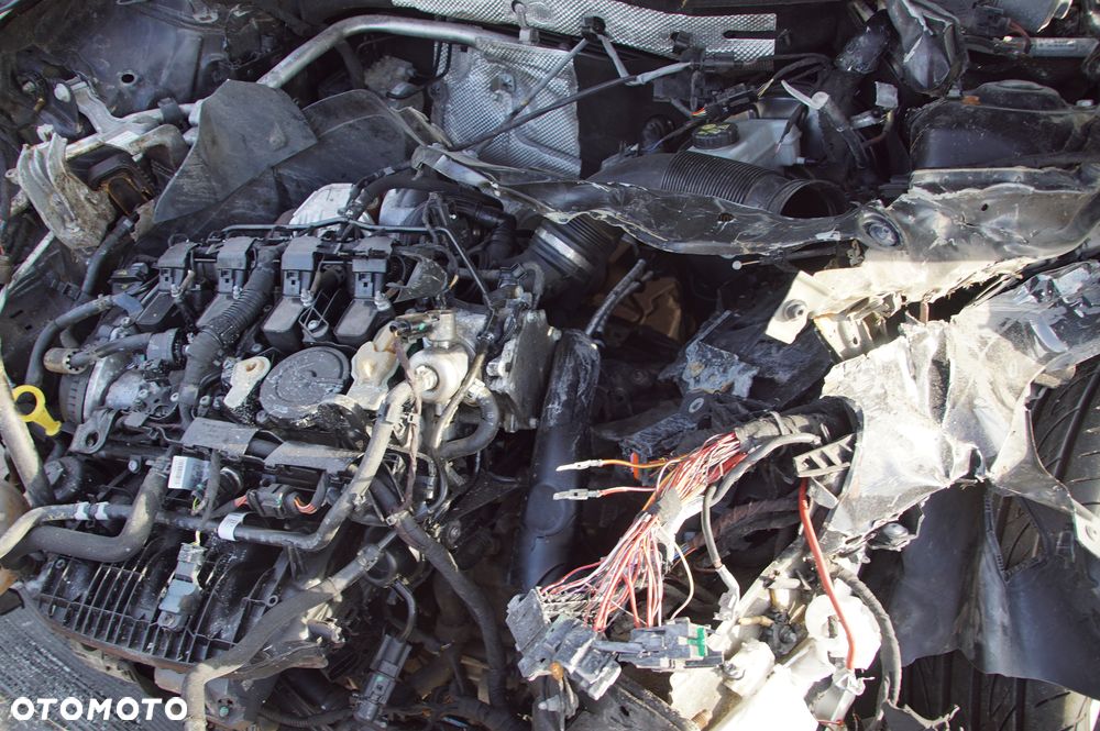 Auto na części - Volkswagen Passat B8 1.8 TSI 180 KM CJSC QTQ LC9X 2016R Silnik Skrzynia Drzwi Lusterko Szyba Lampa Deska Kokpit Sterownik Moduł Licznik Wyświetlacz Kierownica Panel - 19