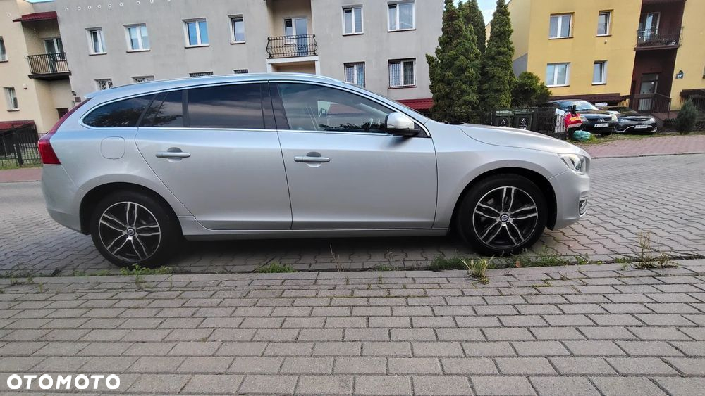 Volvo V60 D3 Drive-E Summum - 21