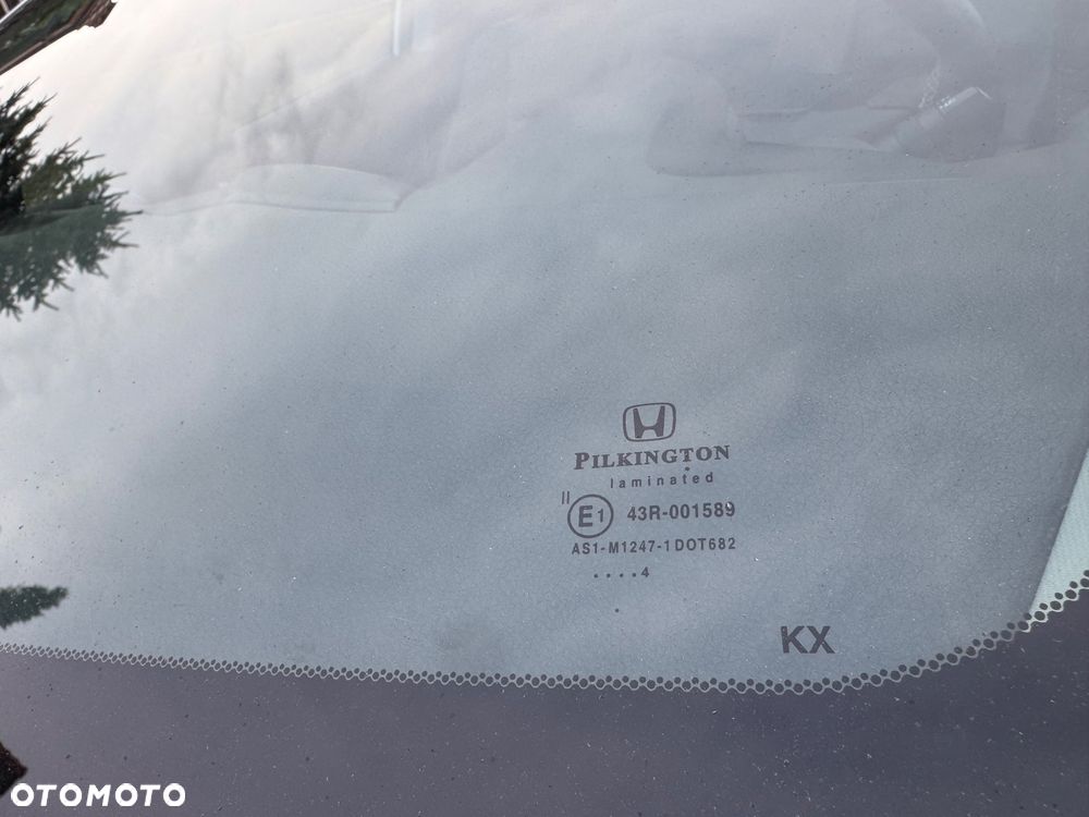 Honda Civic 1.8 i-VTEC Executive Black Edition - 12