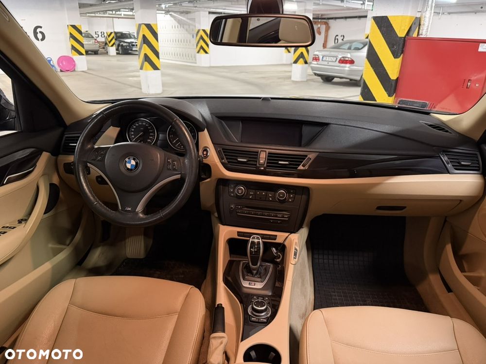 BMW X1 - 11