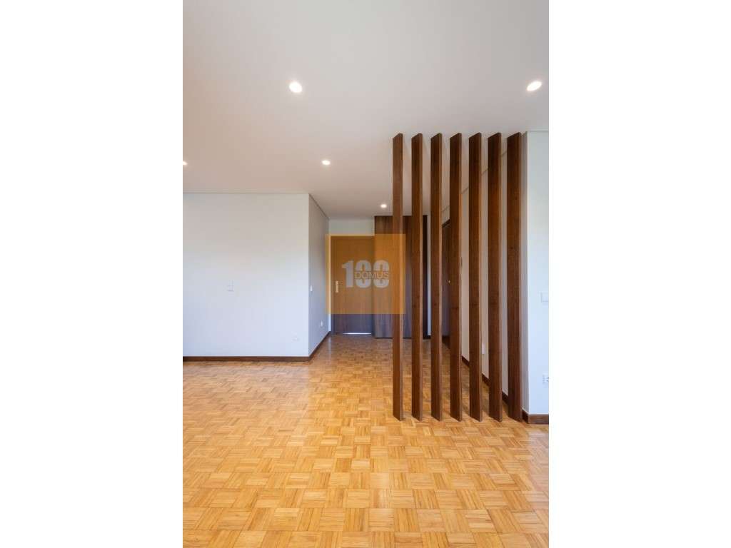 T3 remodelado no Bairro dos Arquitetos - Grande imagem: 2/29