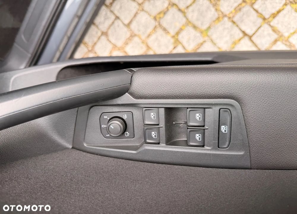 Volkswagen Tiguan 2.0 TDI SCR 4Mot Elegance DSG - 6