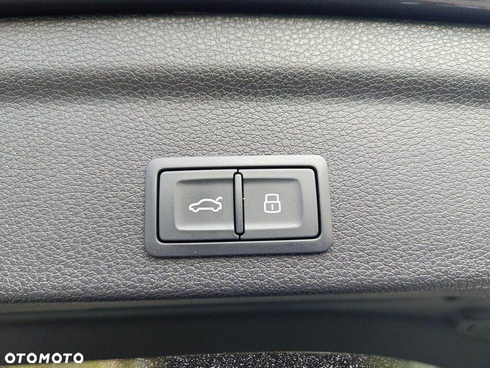 Audi Q3 Sportback - 13