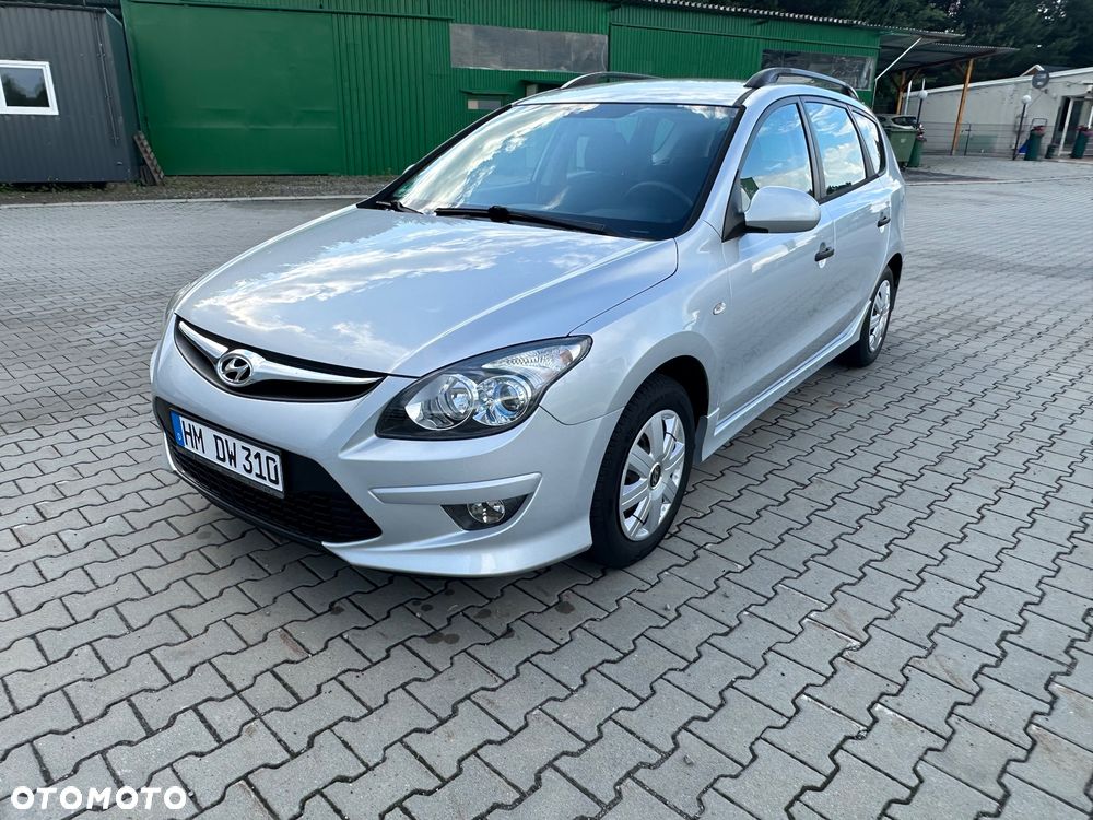 Hyundai i30 1.4 Base + - 33