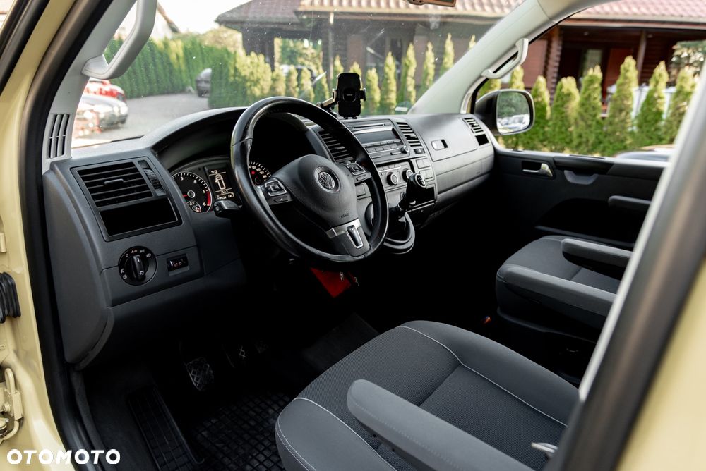 Volkswagen California - 14