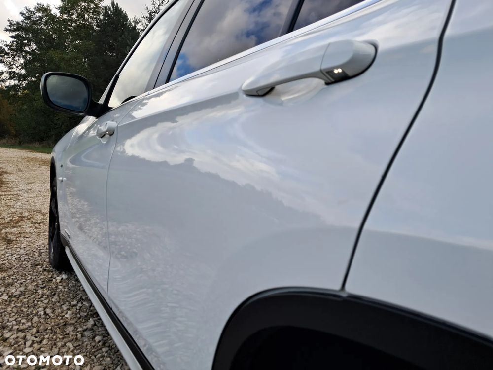 BMW X1 xDrive23d - 13