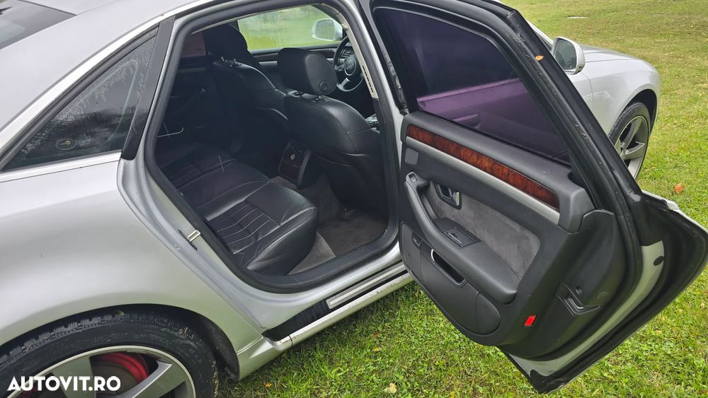 Audi A8 - 6