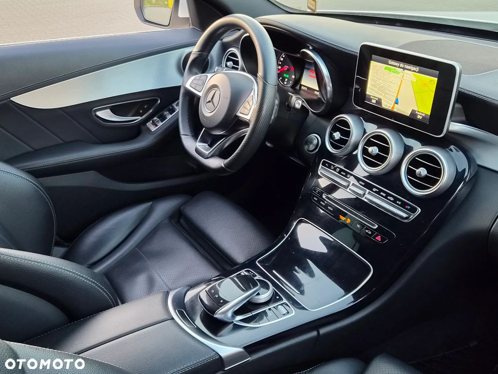 Mercedes-Benz Klasa C 200 (BlueTEC) d 7G-TRONIC AMG Line - 12