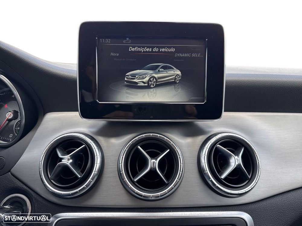 Mercedes-Benz CLA 200 d AMG Line - 19