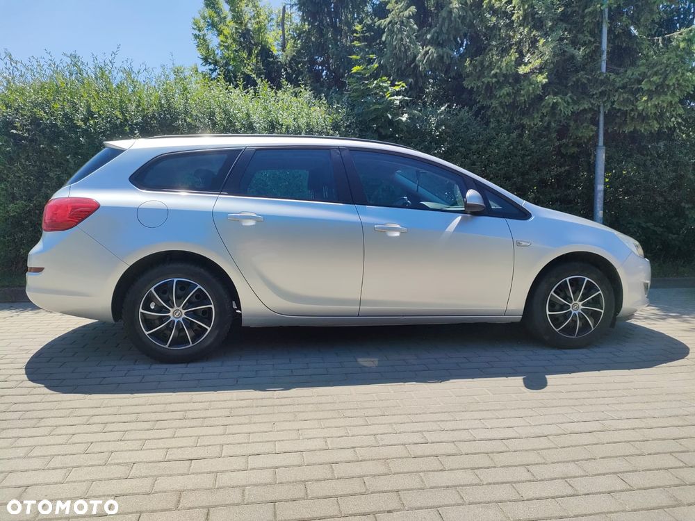 Opel Astra 1.6 Sport - 4