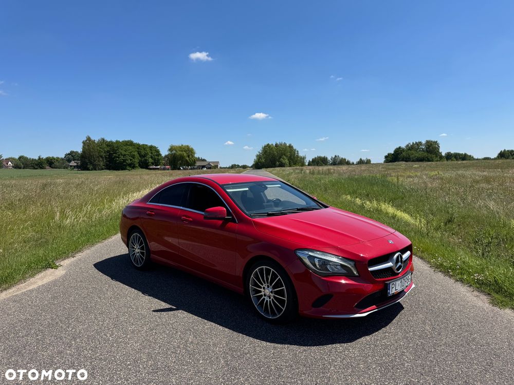 Mercedes-Benz CLA 180 7G-DCT - 18