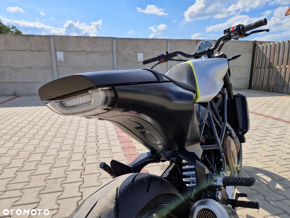 Husqvarna Vitpilen - 28