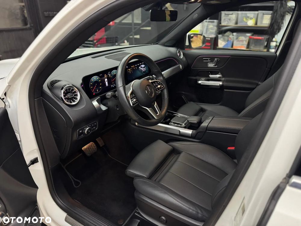 Mercedes-Benz GLB 250 4Matic 8G-DCT Special Edition - 13