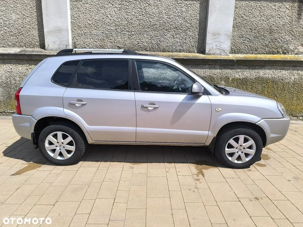 Hyundai Tucson 2.0 2WD GLS - 4